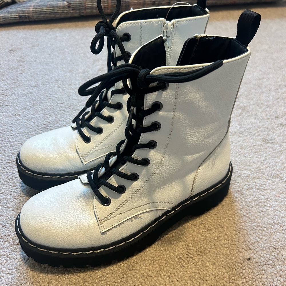 Sincerely Jules Womens Leather Zip Combat Ankle Boots